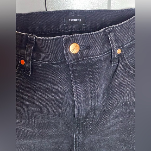 Express | High-waisted Wide-Leg Jeans 🖤👖 - Picture 3 of 8